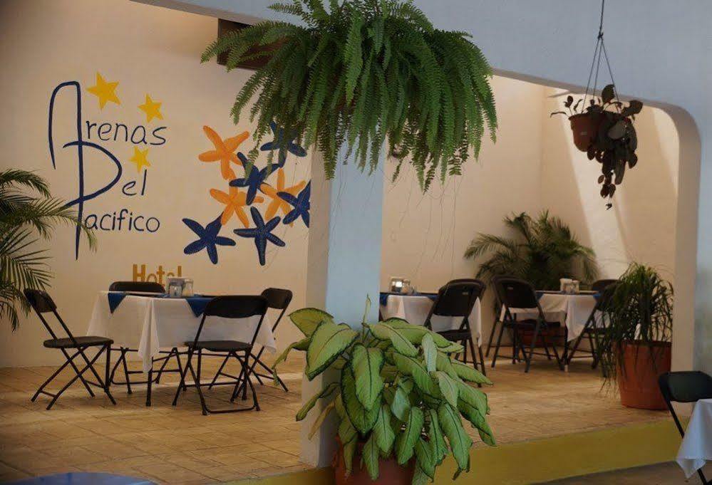 Hotel Arenas Del Pacifico Санта-Крус-Хуатулко Экстерьер фото